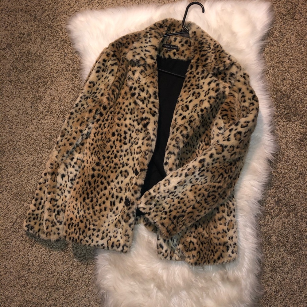 Kendall & Kylie cheetah fur coat